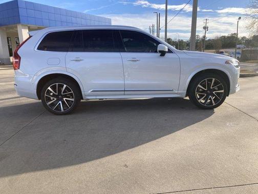 2023 Volvo XC90 B6 Plus 7-Seater