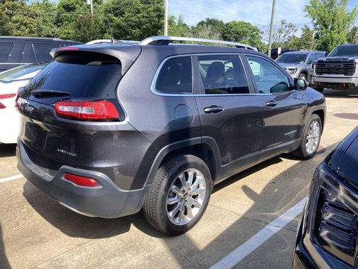 Granite Crystal Clearcoat Metallic 2017 Jeep Cherokee Limited