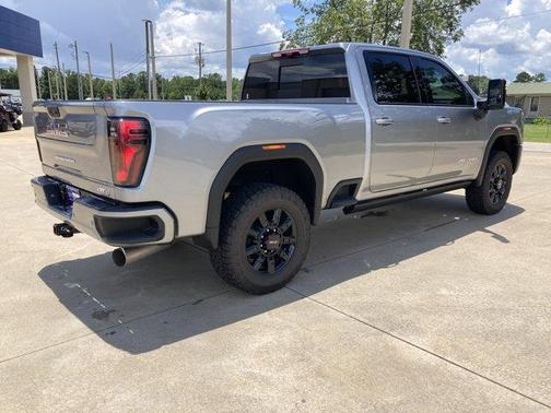 2025 GMC Sierra 2500 AT4