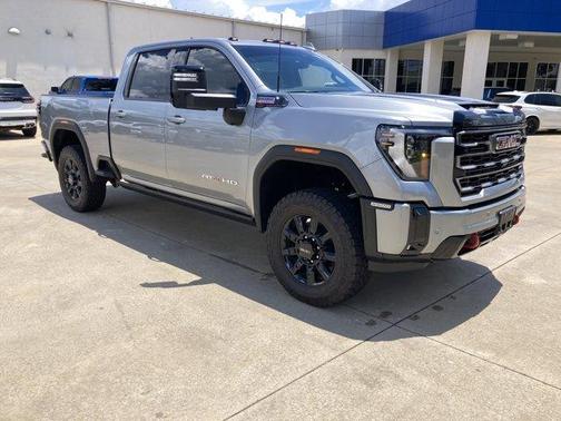 2025 GMC Sierra 2500 AT4