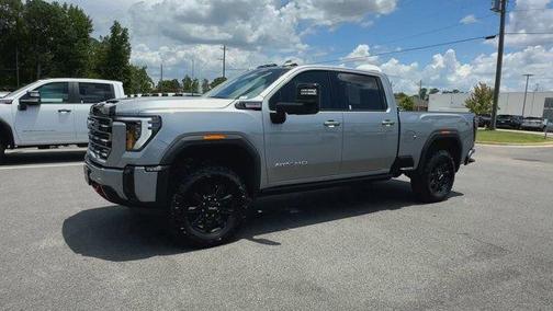 2025 GMC Sierra 2500 AT4