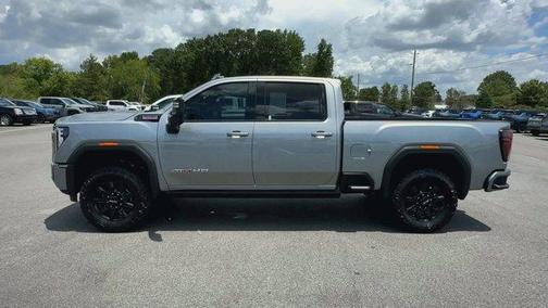 2025 GMC Sierra 2500 AT4