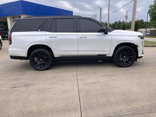 Crystal White Tri-Coat 2023 Cadillac Escalade Sport Platinum
