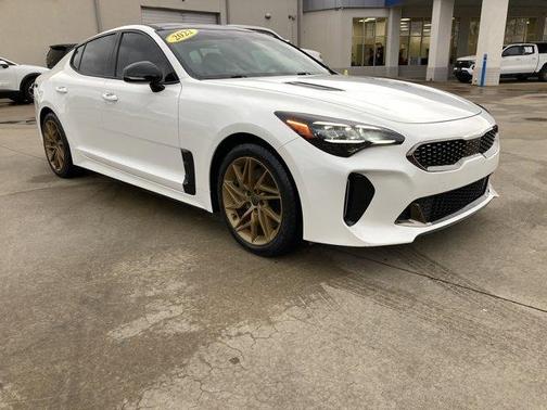 2022 Kia Stinger GT-Line