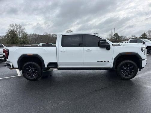 2024 GMC Sierra 2500 AT4