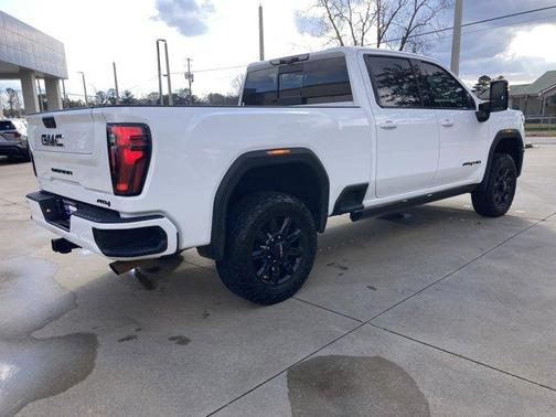 2024 GMC Sierra 2500 AT4