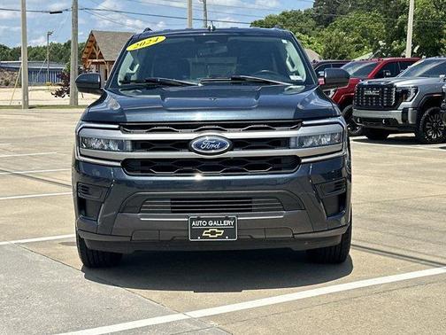 Blue Metallic 2024 Ford Expedition Max XLT