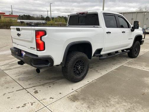 2025 Chevrolet Silverado 2500 ZR2