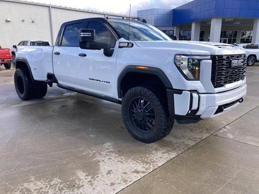 2025 GMC Sierra 3500 Denali