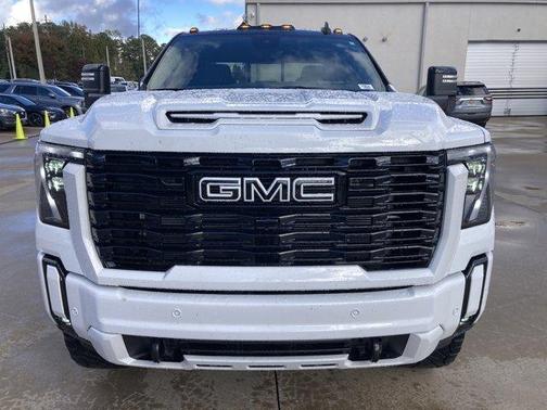 2025 GMC Sierra 3500 Denali