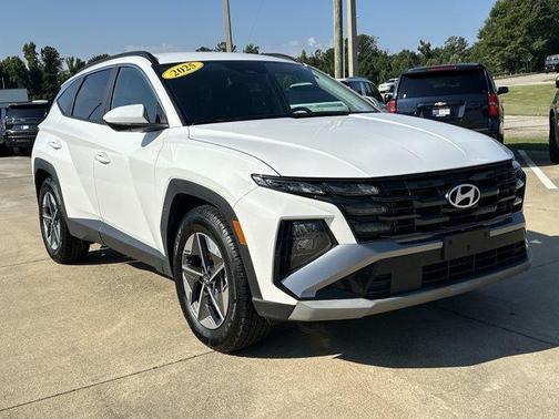 White Pearl 2025 Hyundai TUCSON SEL
