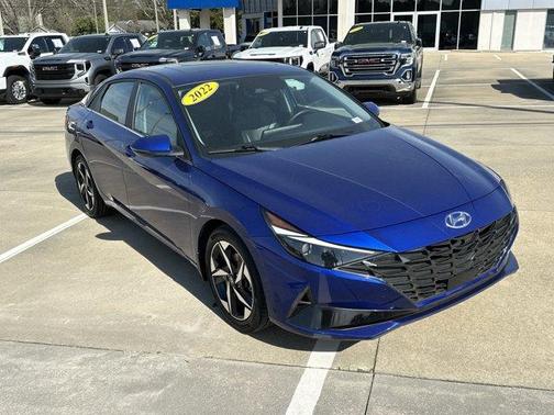 2022 Hyundai ELANTRA Limited