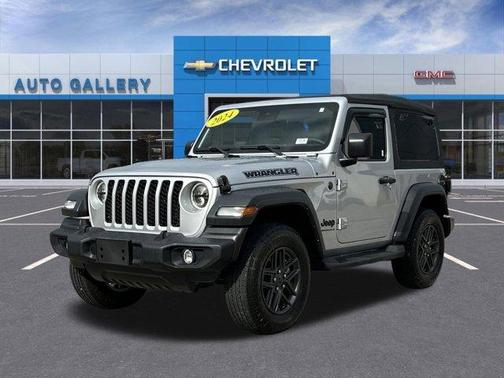Silver Zynith Clearcoat 2024 Jeep Wrangler Sport