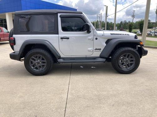 Silver Zynith Clearcoat 2024 Jeep Wrangler Sport