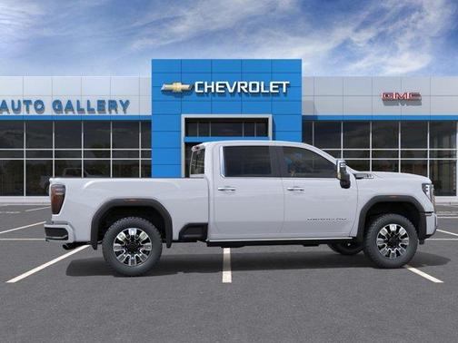 Summit White 2026 GMC Sierra 2500 Denali