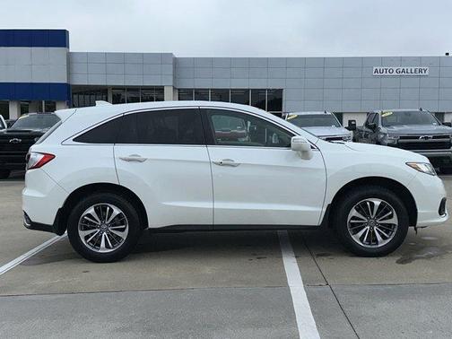 White Diamond Pearl 2017 Acura RDX Advance Package