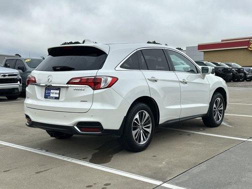 White Diamond Pearl 2017 Acura RDX Advance Package