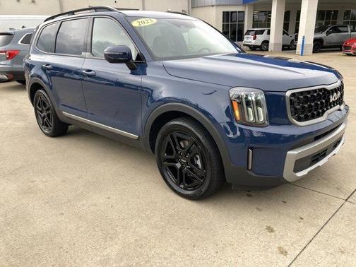 Midnight Black 2023 Kia Telluride EX X-Line