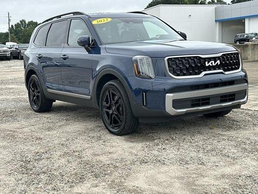 Midnight Black 2023 Kia Telluride EX X-Line