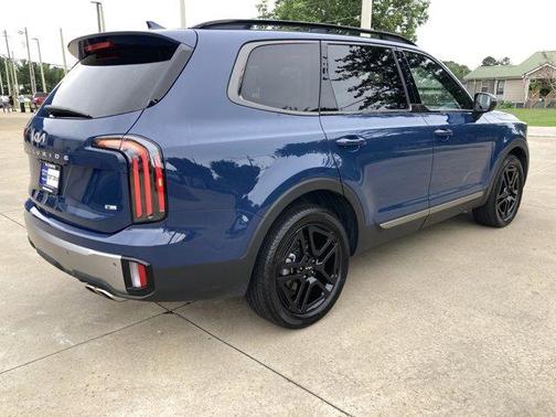Midnight Black 2023 Kia Telluride EX X-Line