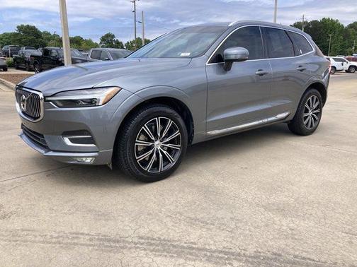 Gray 2021 Volvo XC60 T6 Inscription