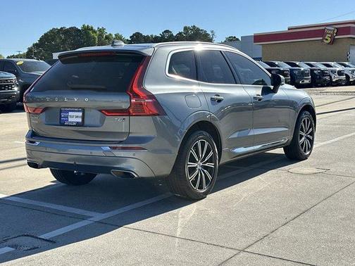 Gray 2021 Volvo XC60 T6 Inscription