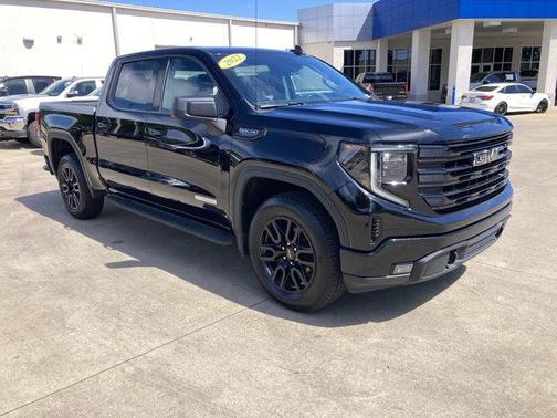 Onyx Black 2022 GMC Sierra 1500 Elevation