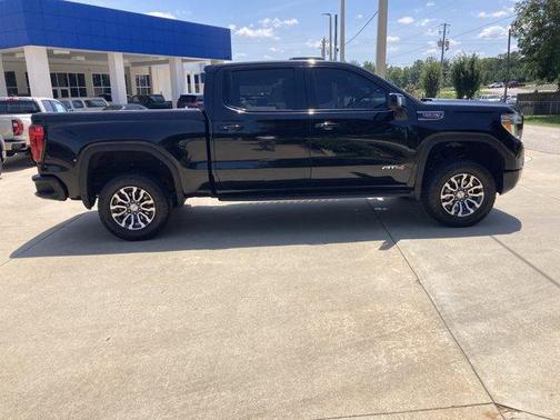 Ebony Twilight Metallic 2022 GMC Sierra 1500 Limited AT4