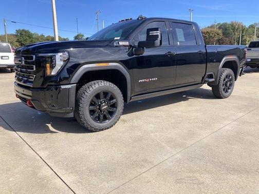 2025 GMC Sierra 2500 AT4