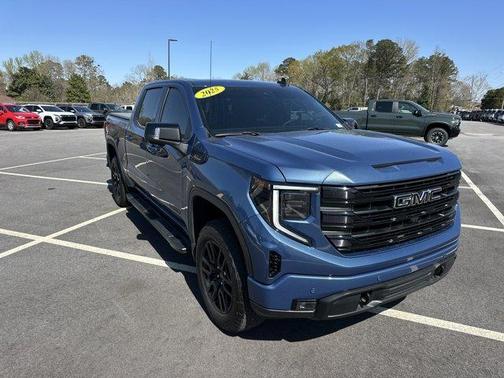 2025 GMC Sierra 1500 Elevation