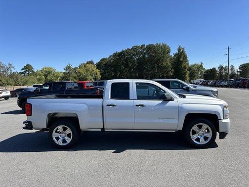 2019 Chevrolet Silverado 1500 LD Custom