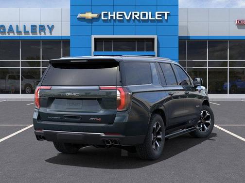 2025 GMC Yukon XL AT4