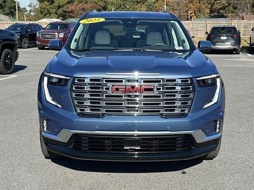2025 GMC Acadia Denali
