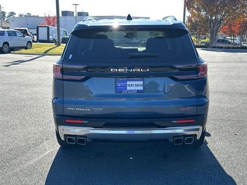 2025 GMC Acadia Denali