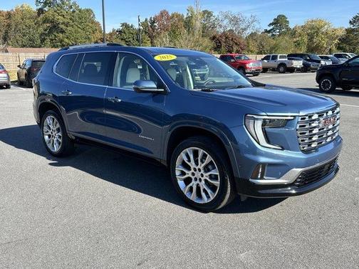 2025 GMC Acadia Denali
