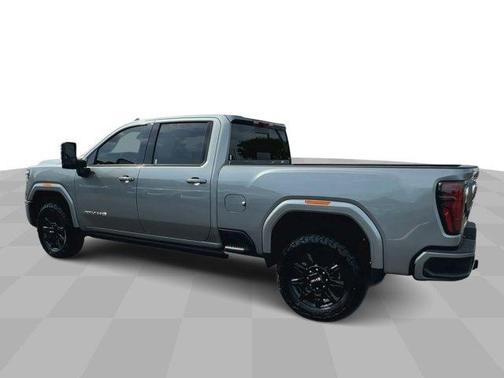 2025 GMC Sierra 3500 AT4