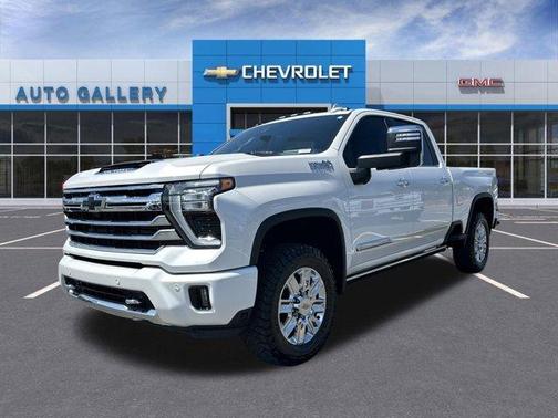 Iridescent Pearl Tricoat 2024 Chevrolet Silverado 2500 High Country