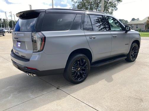 2025 Chevrolet Tahoe RST