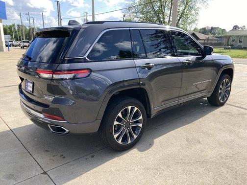 2023 Jeep Grand Cherokee Overland