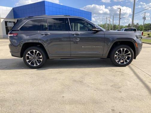 2023 Jeep Grand Cherokee Overland