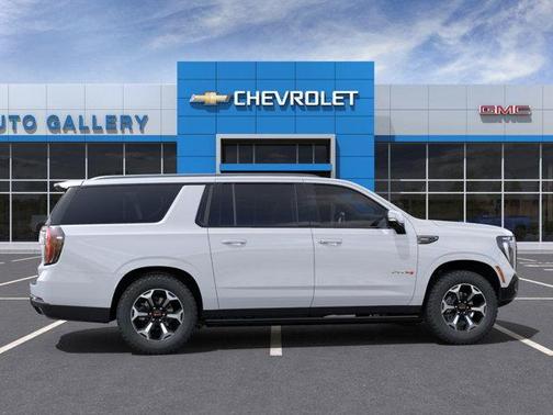 2025 GMC Yukon XL AT4