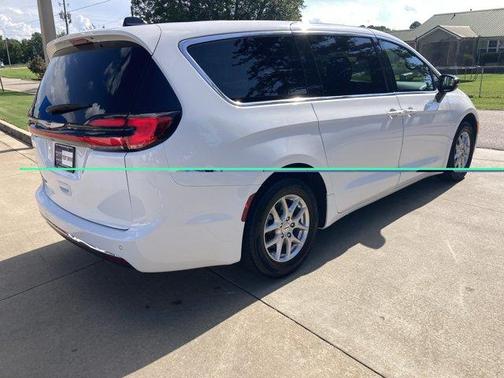 Bright White Clearcoat 2025 Chrysler Pacifica Select