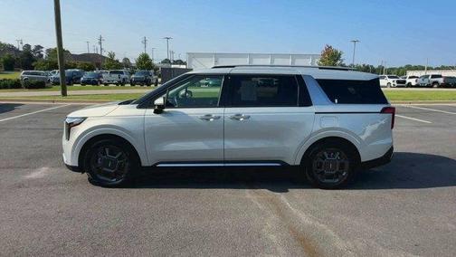 2025 Kia Carnival SX