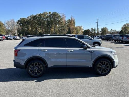 2023 Kia Sorento X-Line EX
