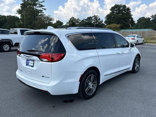 2020 Chrysler Pacifica Hybrid Limited