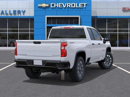 Summit White 2026 Chevrolet Silverado 2500 Custom