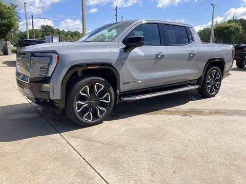 2024 GMC Sierra EV Denali