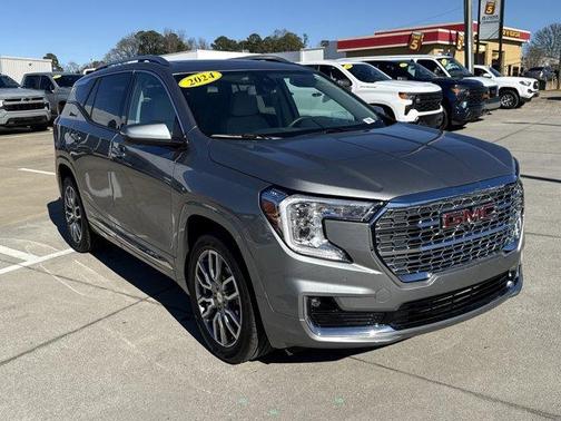 2024 GMC Terrain Denali