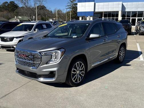 2024 GMC Terrain Denali