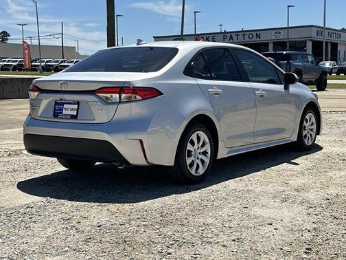 Classic Silver Metallic 2024 Toyota Corolla LE